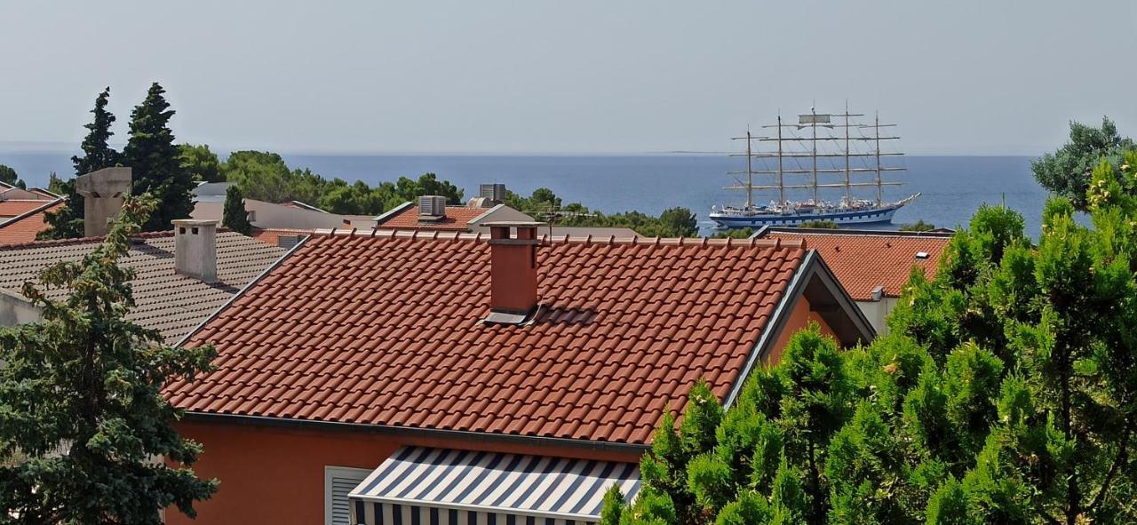 Vila Beleca Krk - Apartments Rest & Sea Krk Town Esterno foto