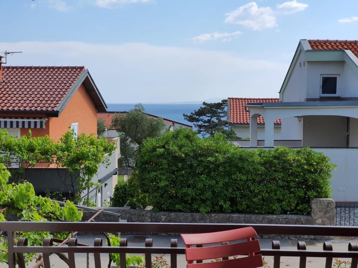 Vila Beleca Krk - Apartments Rest & Sea Krk Town Esterno foto