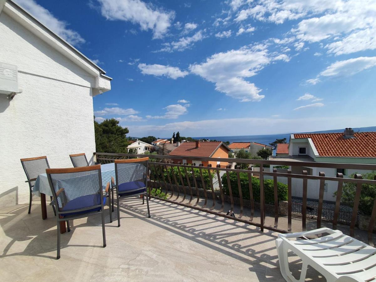 Vila Beleca Krk - Apartments Rest & Sea Krk Town Esterno foto