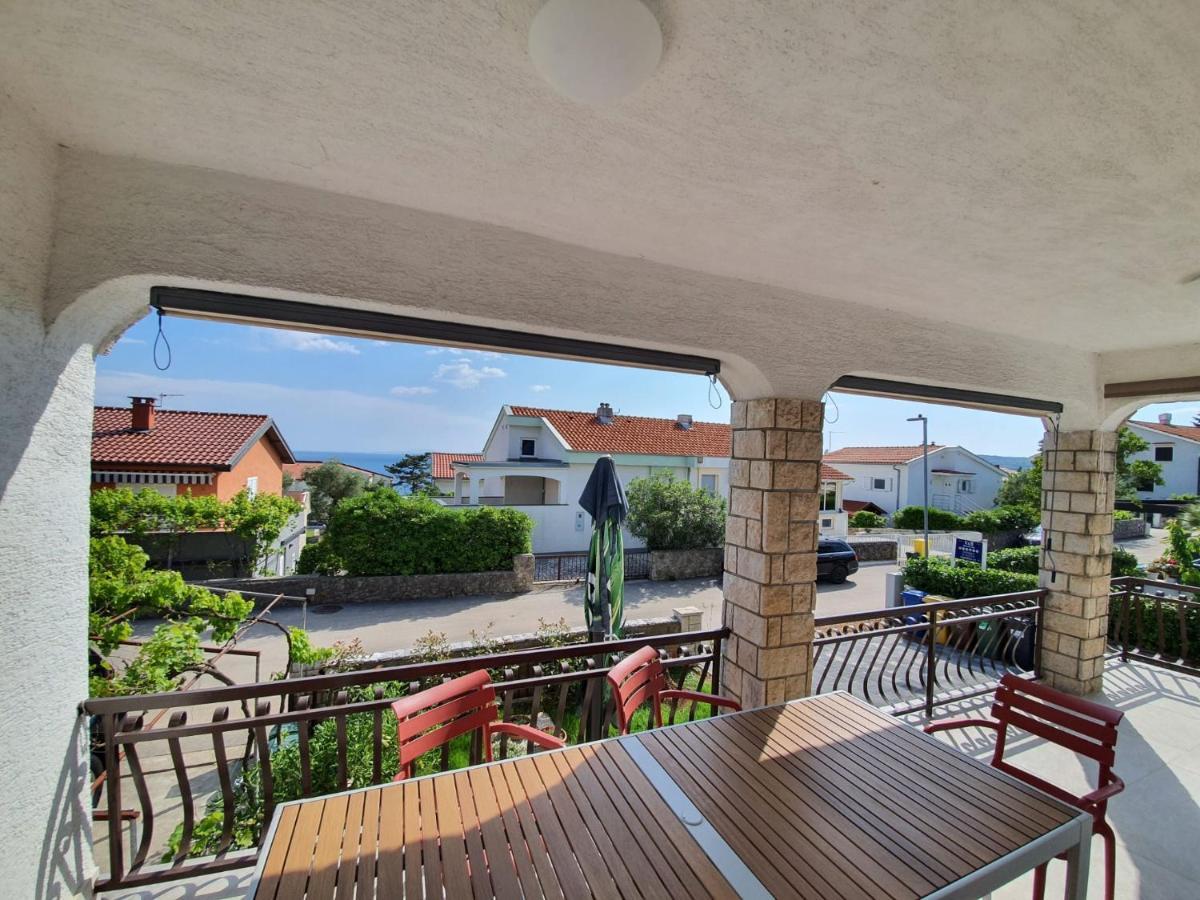 Vila Beleca Krk - Apartments Rest & Sea Krk Town Esterno foto