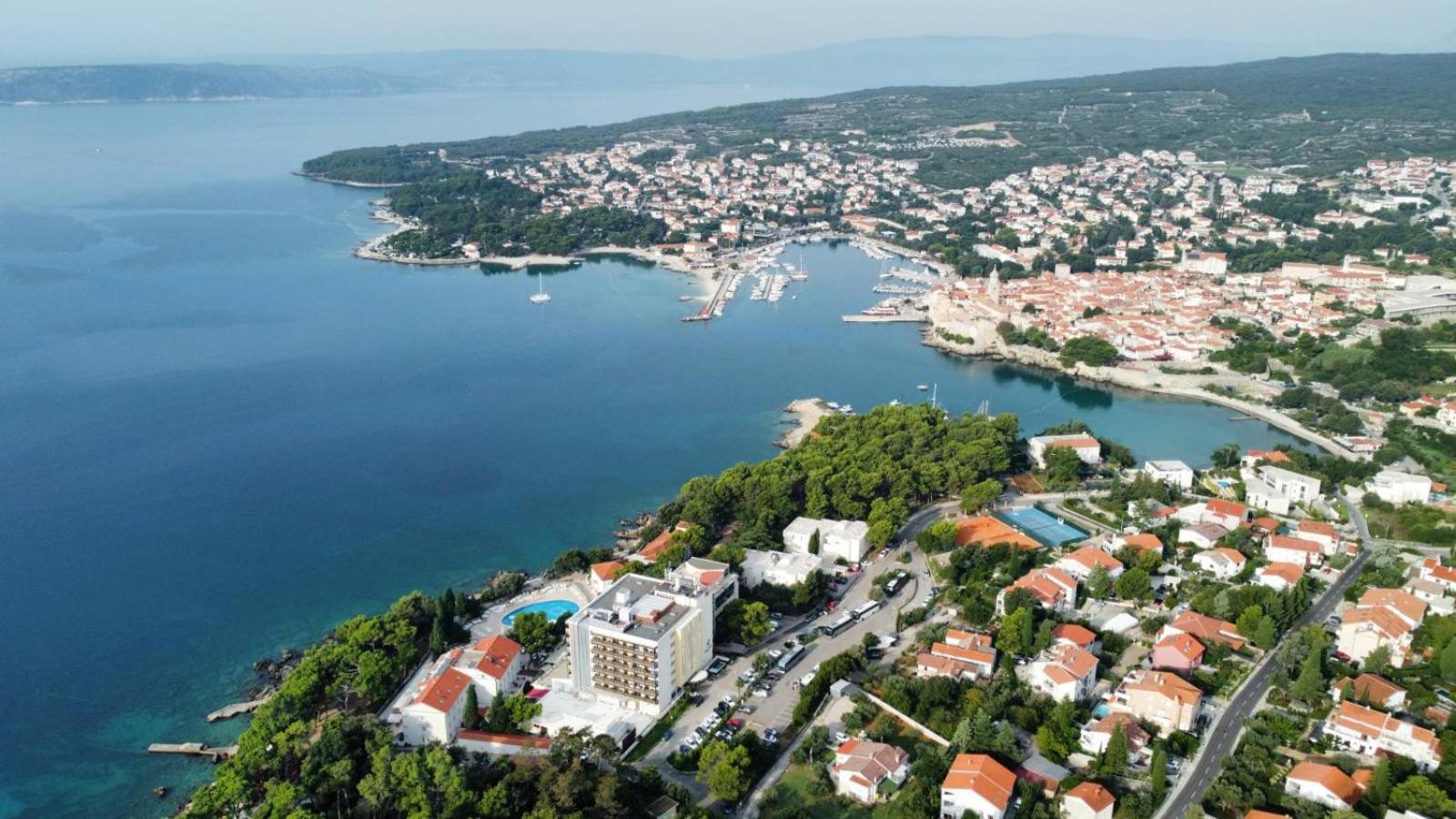 Vila Beleca Krk - Apartments Rest & Sea Krk Town Esterno foto