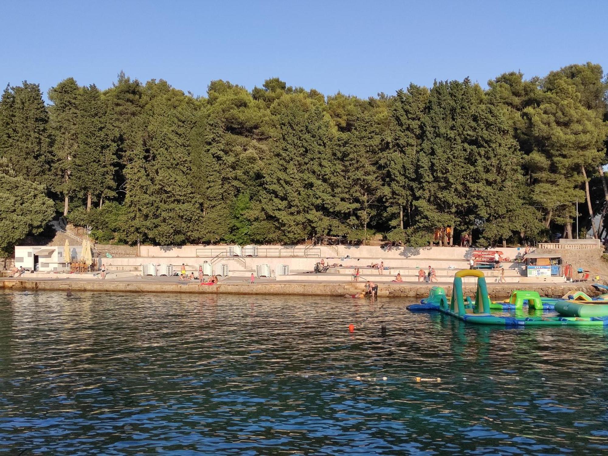 Vila Beleca Krk - Apartments Rest & Sea Krk Town Esterno foto